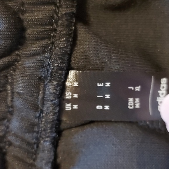 Men's short - Picture 7 of 10